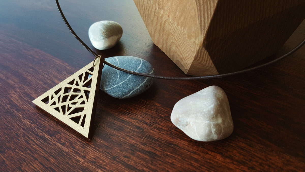 Gold Geometric Triangle Necklace – Allison Doyle Design